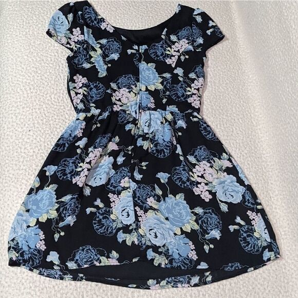 Trixxi floral dress blue Black - Picture 2 of 5